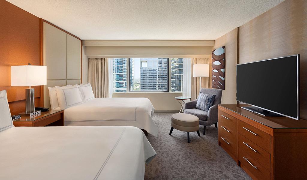 Corner Executive Suite at Swissotel Chicago