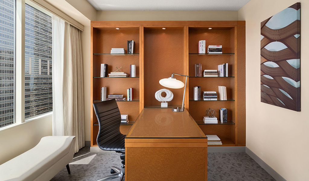 Corner Executive Suite at Swissotel Chicago