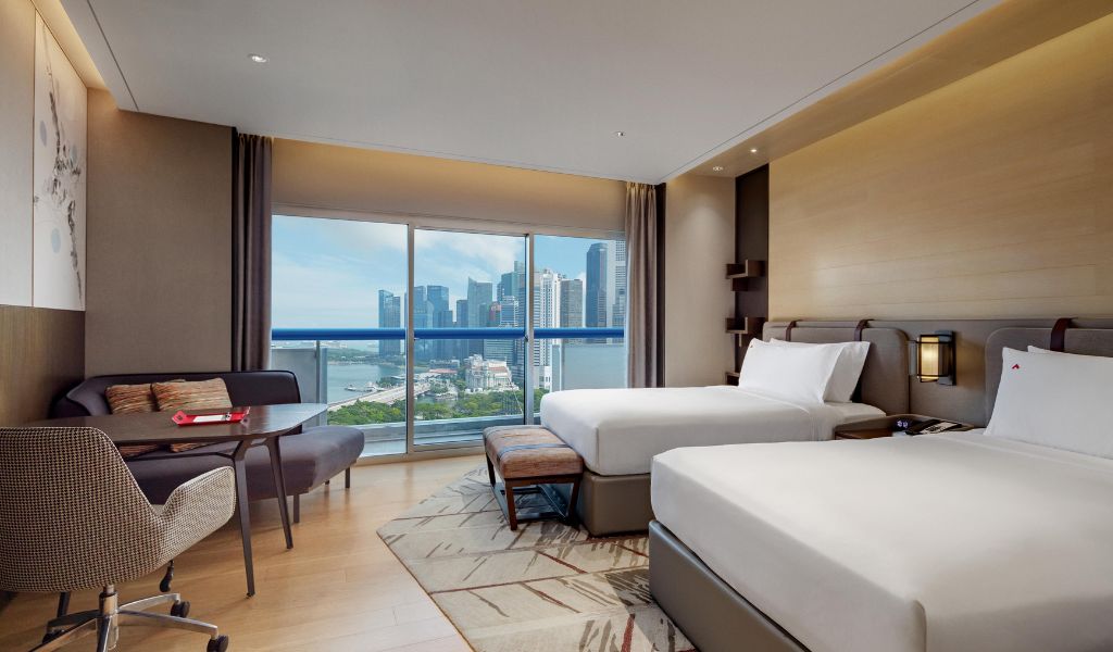 Premier Prestige Marina Bay Double Room | Swissotel The Stamford