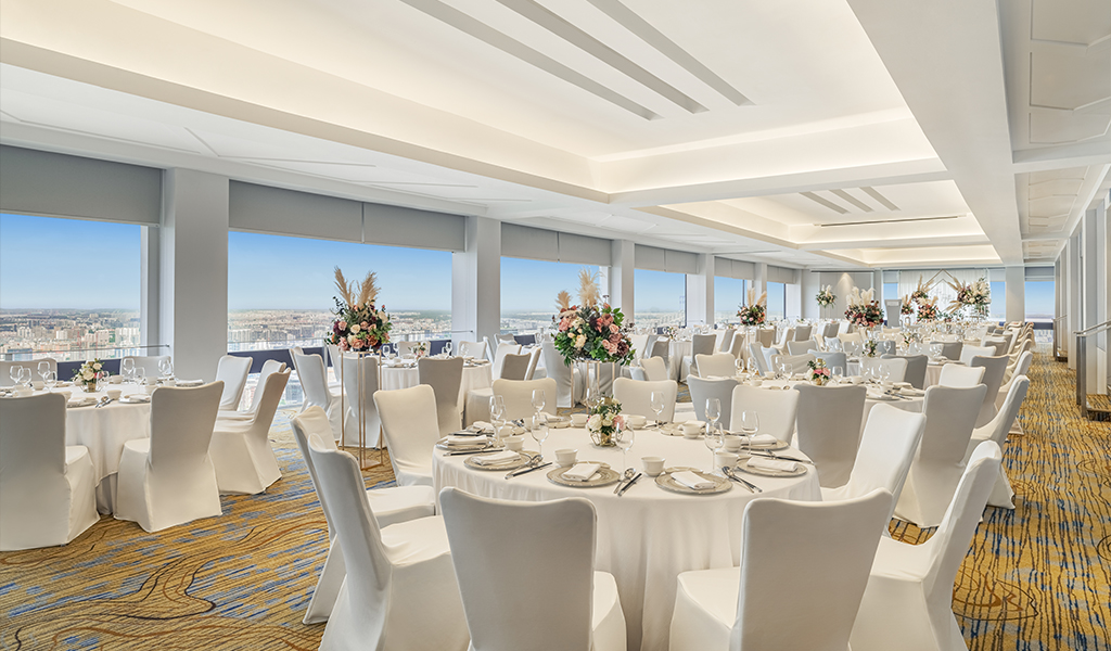 SKAI Suites at Swissotel The Stamford
