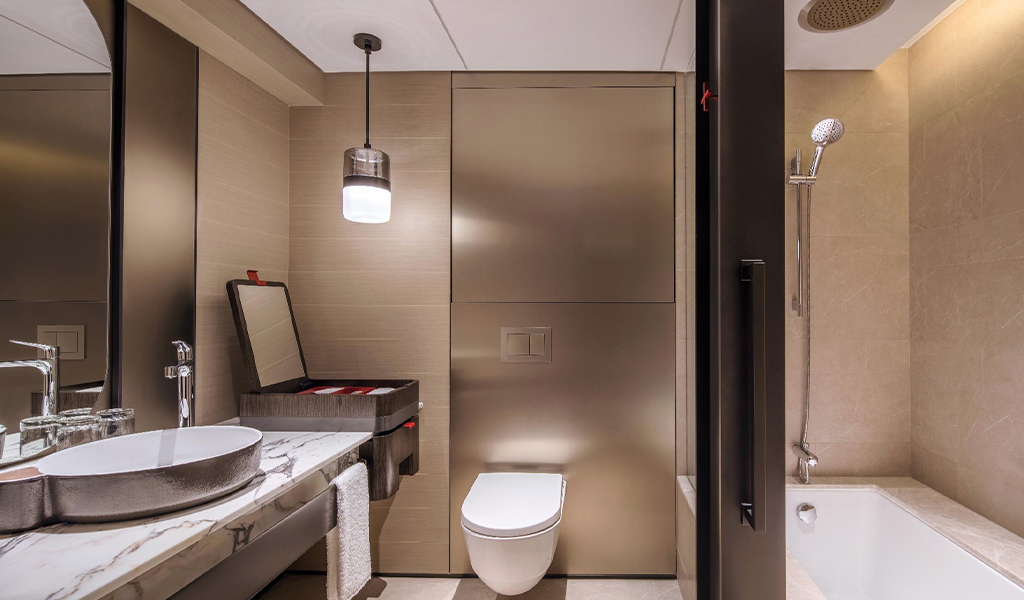 Executive Prestige Marina Bay Double Room | Swissotel The Stamford