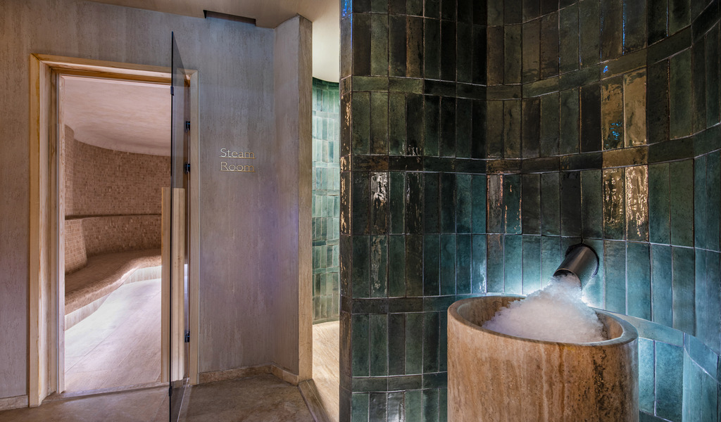 Steam room entrance1024x600